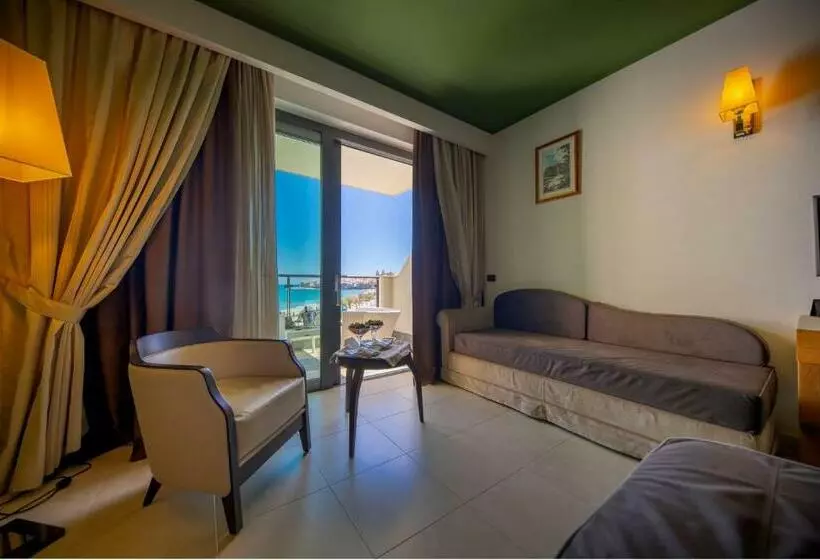 Superior-huone, Cefalù Sea Palace