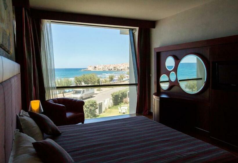 Люкс, Cefalù Sea Palace