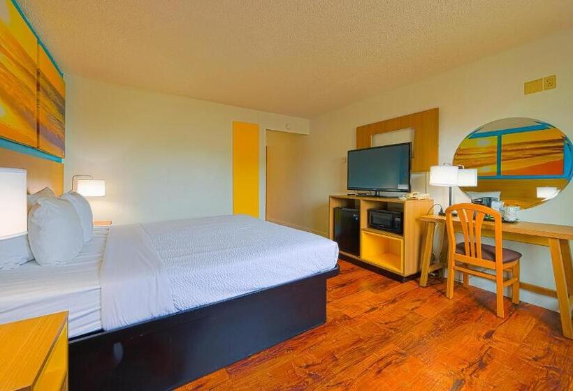 스탠다드 룸 킹사이즈 침대, Coastal Inn By Oyo Lincoln City Oregon Coast Hwy