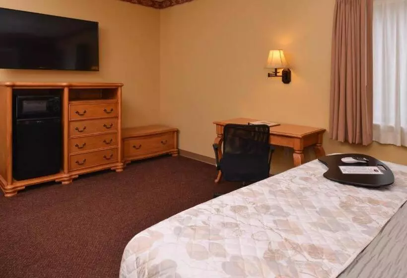 キングサイズベッドのスイートルーム, Country Hearth Inn & Suites Edwardsville