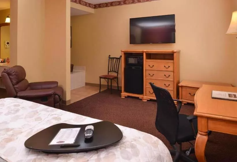 キングサイズベッドのスイートルーム, Country Hearth Inn & Suites Edwardsville