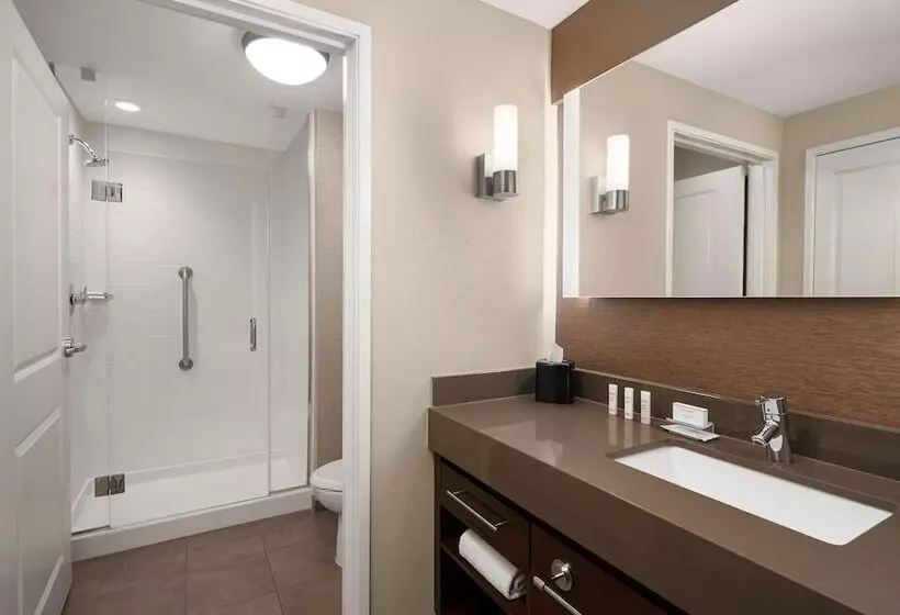 スイート, Homewood Suites Springfield Va