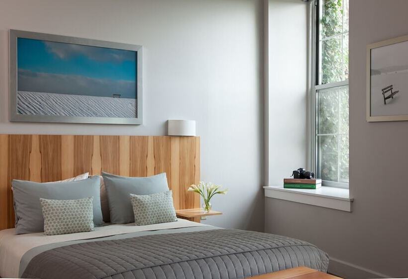 Номер Стандарт, Ledges