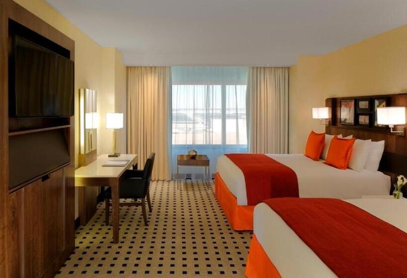 غرفة قياسية مطلة على المدينة, Radisson Blu Mall Of America