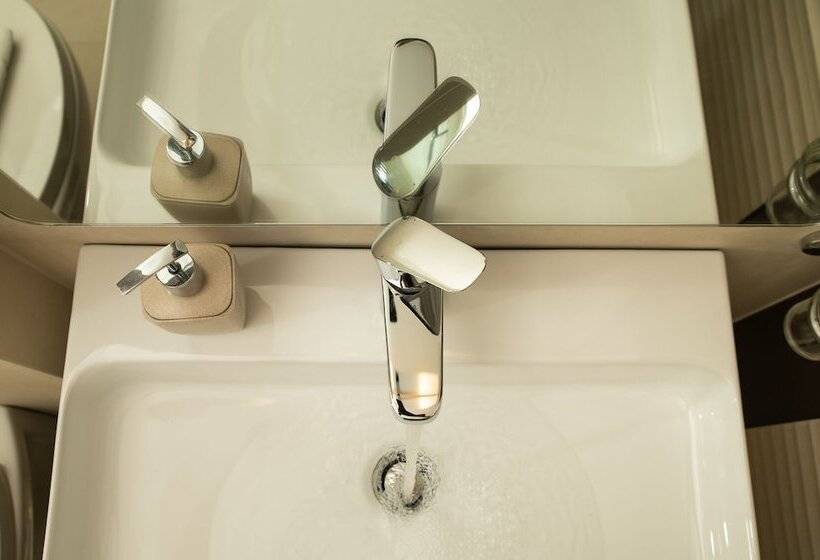 스탠다드 싱글 룸 바다 전망, Royal Sun