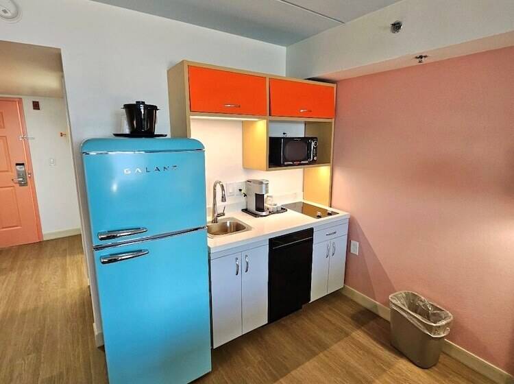 Номер Стандартный Кровать Куин, Golden Sands Oceanfront