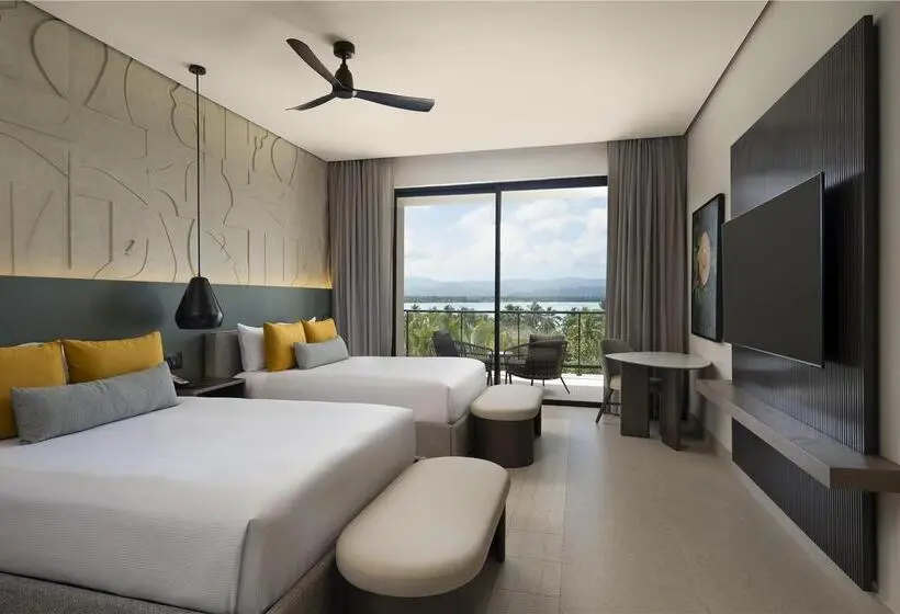Standard-huone Queen-vuode, Golden Sands Oceanfront