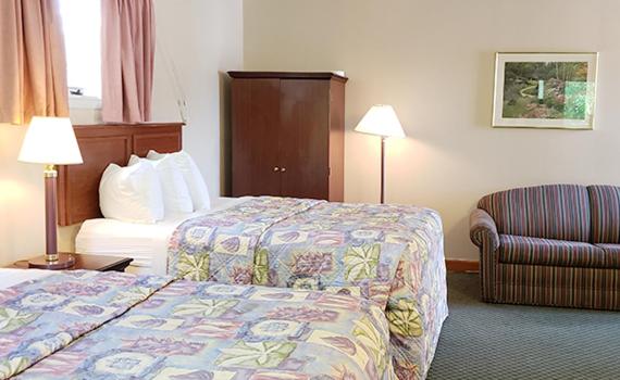 패밀리 룸, Gorham Motor Inn