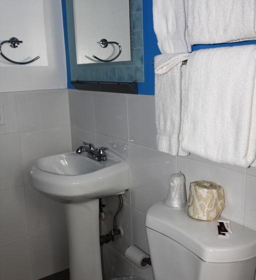 Standard Room King Size Bed, Snooze