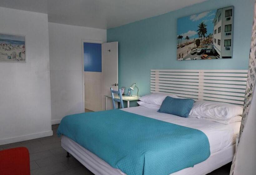 Standard Room, Snooze