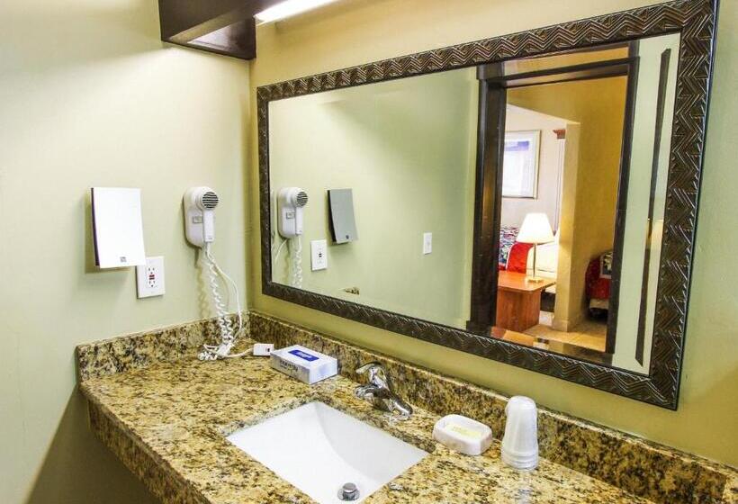 패밀리 스위트, Oceans Beach Resort & Suites