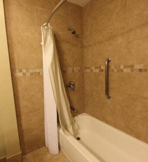 스탠다드 스튜디오 킹침대, Oceans Beach Resort & Suites