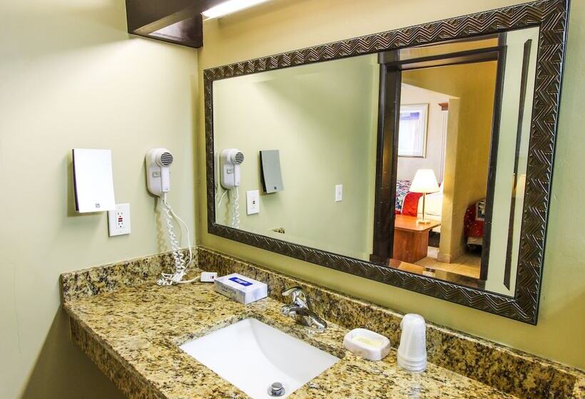 패밀리 스위트, Oceans Beach Resort & Suites