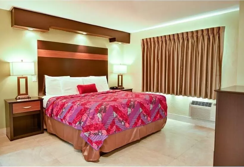 身障者適用キングサイズベッドルーム, Oceans Beach Resort & Suites