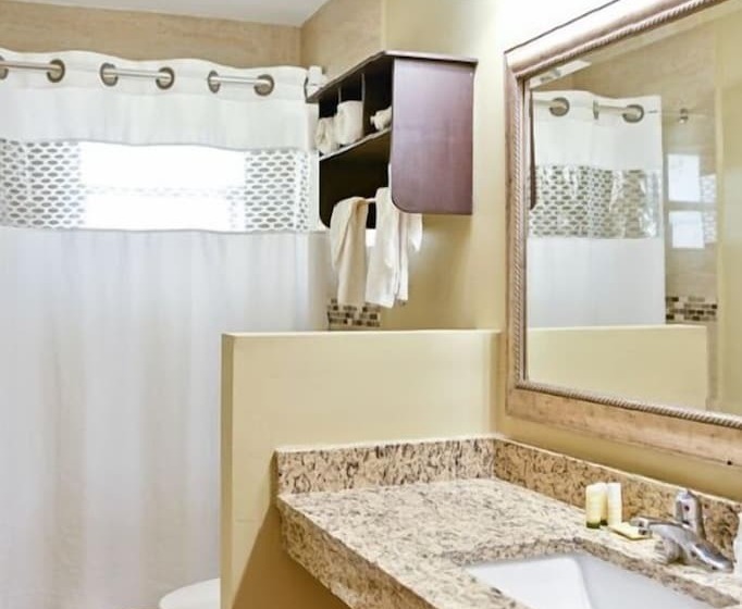 스탠다드 룸 더블 침대, Oceans Beach Resort & Suites