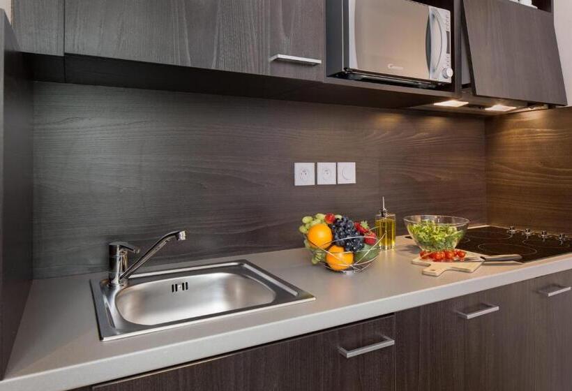 Апартаменты 1 Спальня, Seven Urban Suites Nantes Centre