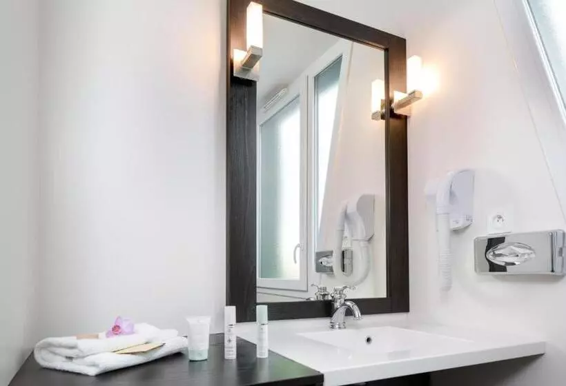 اتاق خانوادگی, Seven Urban Suites Nantes Centre