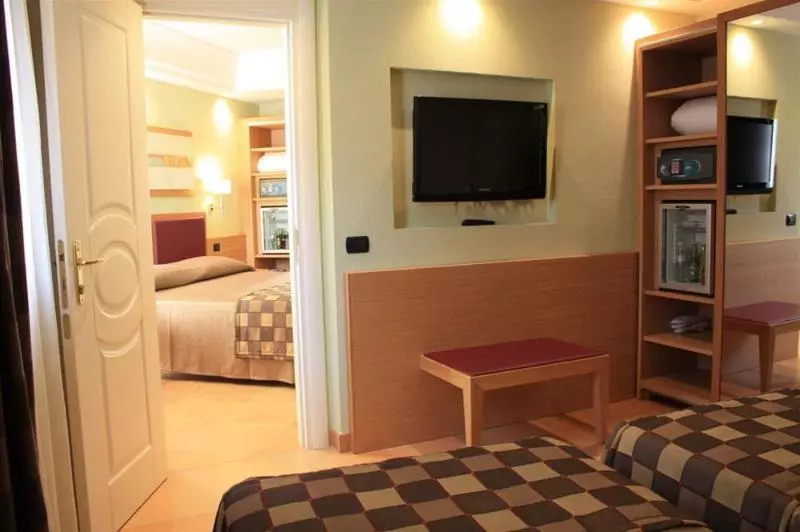 اتاق خانوادگی, Seven Urban Suites Nantes Centre