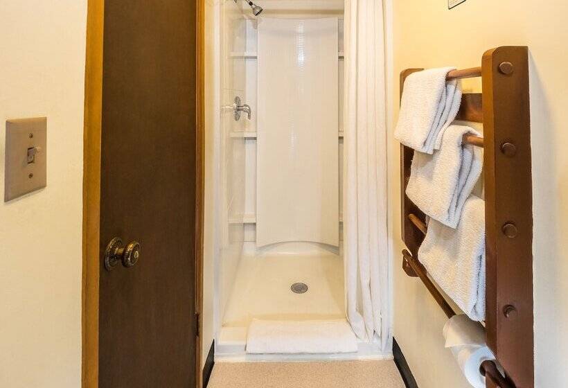 Четырехместный Номер Стандарт, The Hostel