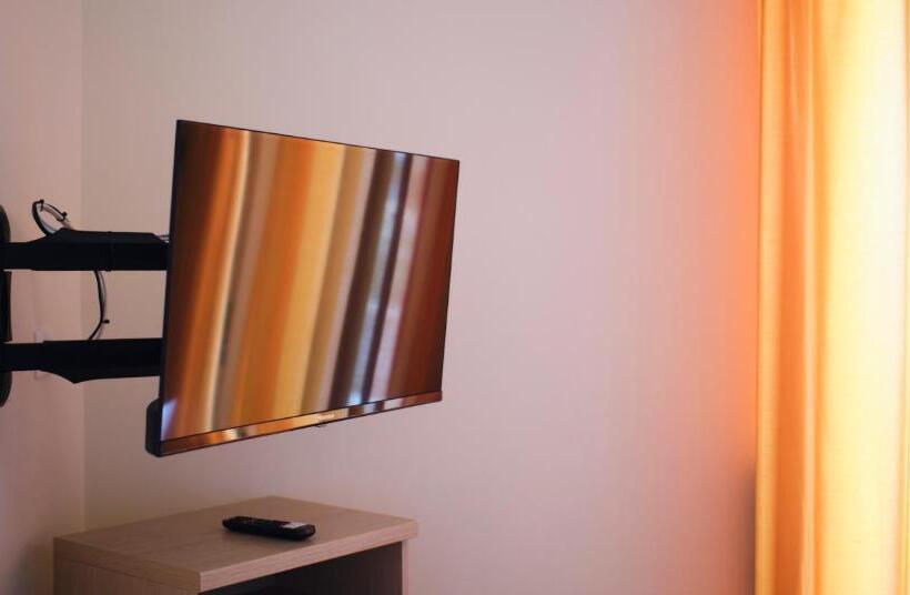 Medencére Néző 1 Szobás Apartman, Villa Nettuno Residence