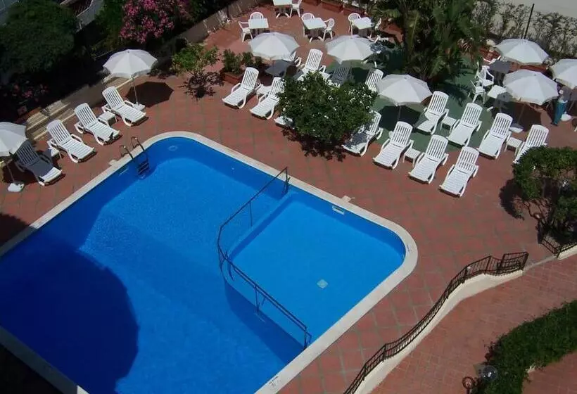 آپارتمان 1 خوابه با چشمانداز استخر, Villa Nettuno Residence