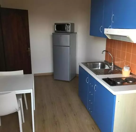 استودیوی استاندارد, Villa Nettuno Residence