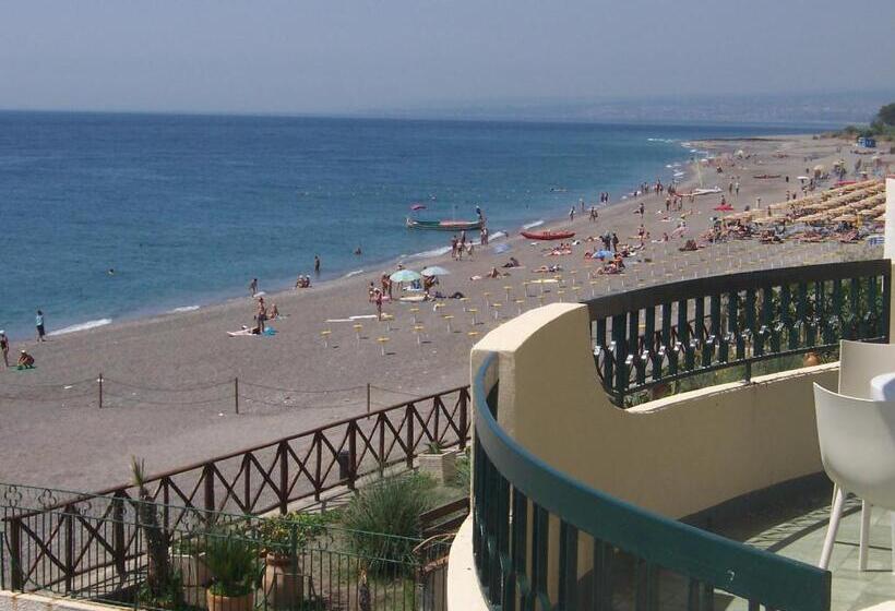 Tengerre Néző 1 Szobás Apartman, Villa Nettuno Residence