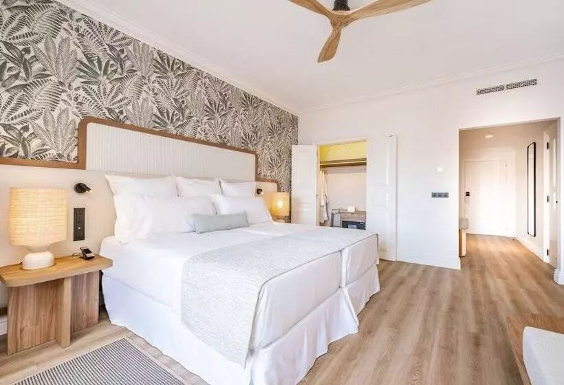 اتاق استاندارد با چشم‌انداز دریا, Dreams Madeira Resort Spa & Marina   All Inclusive