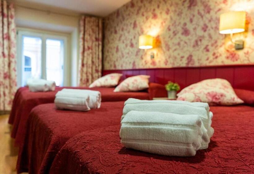 اتاق استاندارد سه نفره, Hostal Matheu