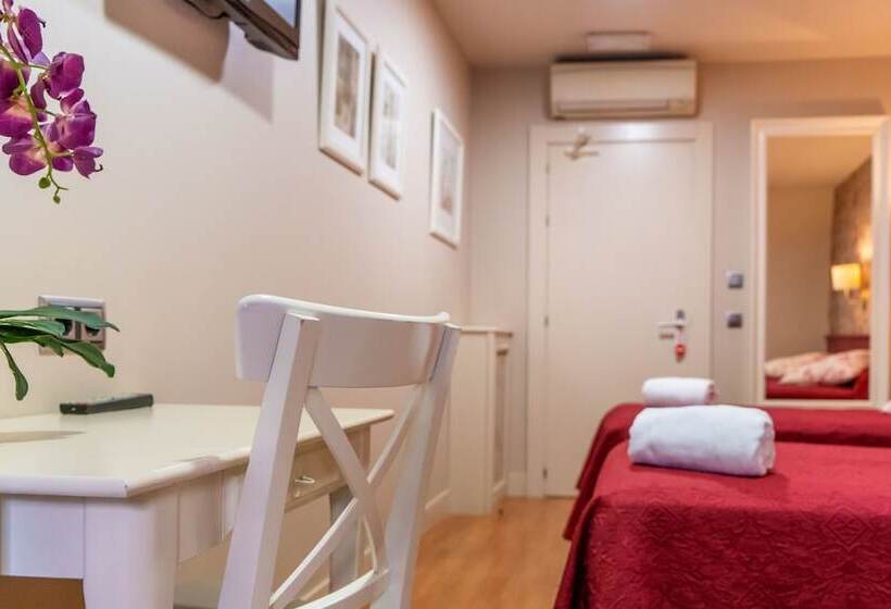 اتاق استاندارد, Hostal Matheu