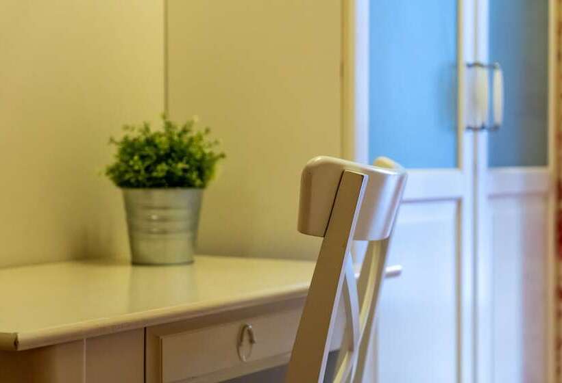 غرفة قياسية رباعية, Hostal Matheu