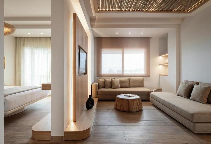 סוויטה, Antigoni Seaside Resort