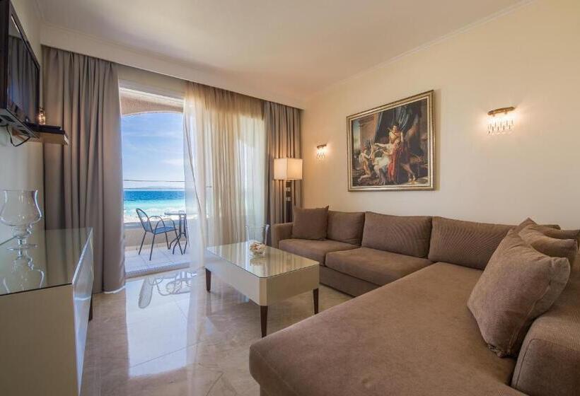 סוויטה, Antigoni Seaside Resort