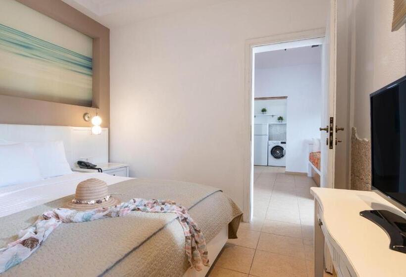 בקתה סטנדרטית עם נוף לים, Antigoni Seaside Resort