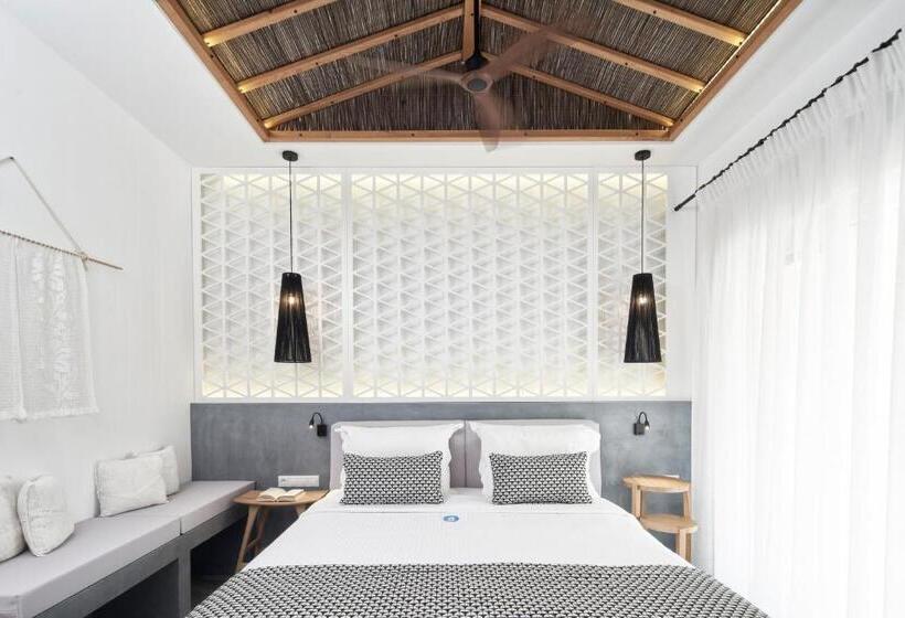 Quarto Estandar, Antigoni Seaside Resort