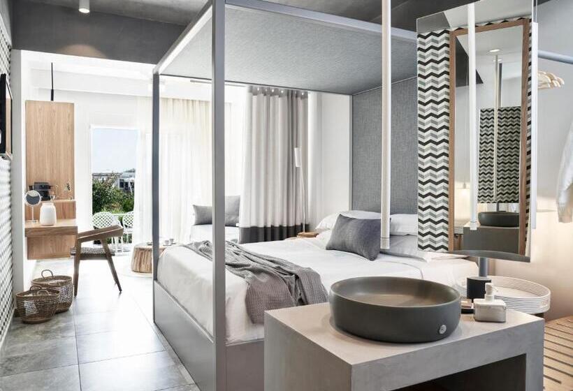 전용 풀장 주니어 스위트, Antigoni Seaside Resort