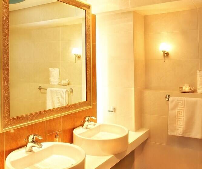 סוויטת ג'וניור, Antigoni Seaside Resort