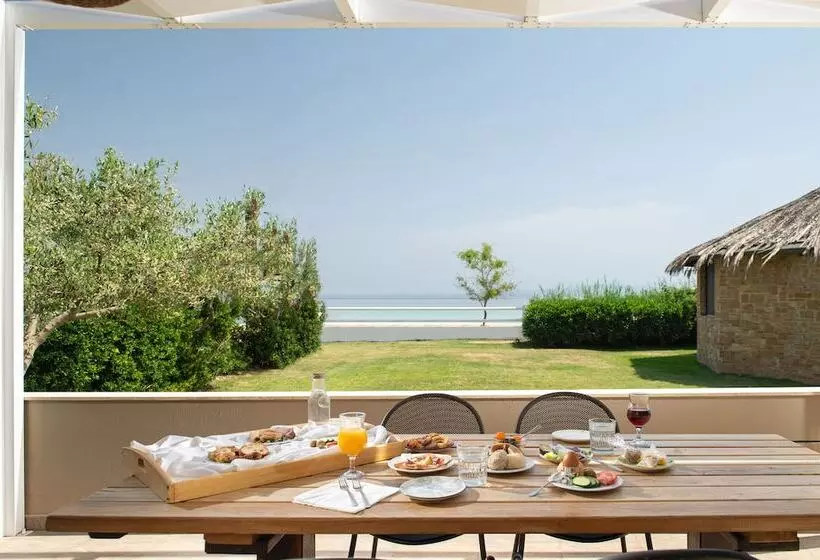 オーシャンビューのスタンダードバンガロー, Antigoni Seaside Resort