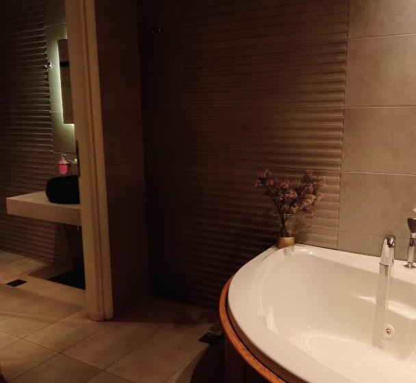 在第一层的经典房间, Elia Palazzo