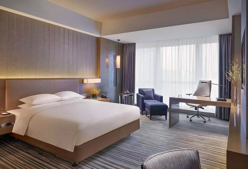 Habitación Club, Hyatt Regency Chongqing