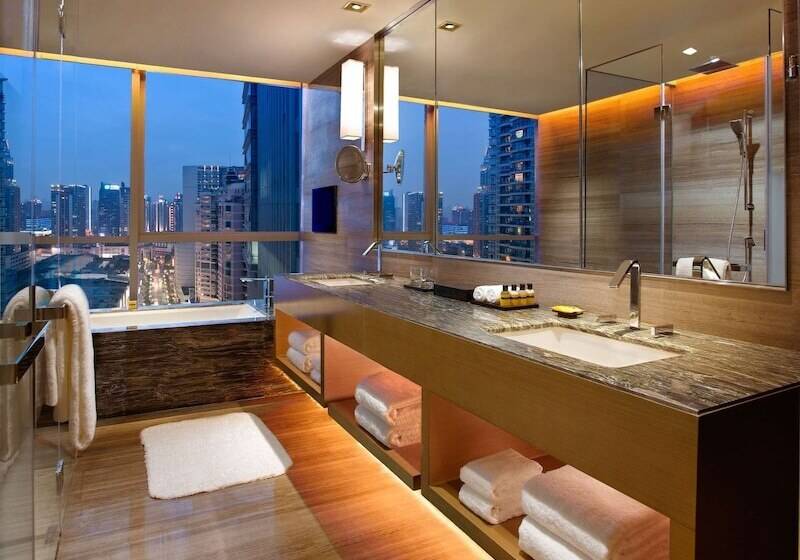 اتاق کلاب, Hyatt Regency Chongqing