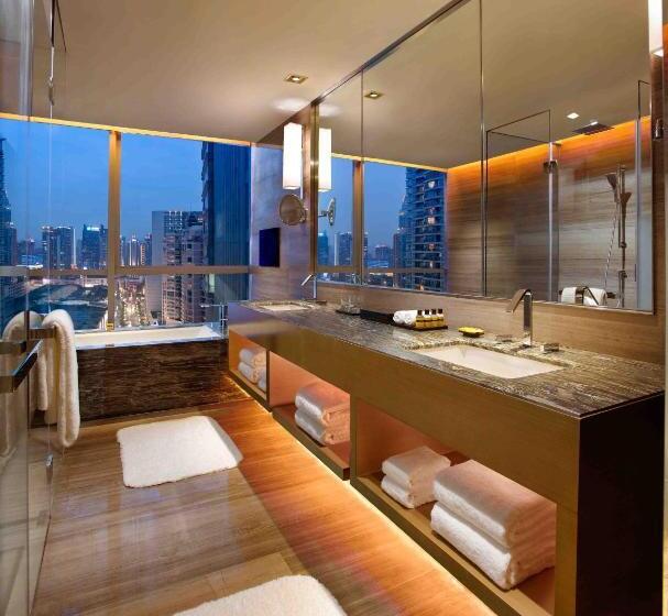 스위트 킹사이즈 침대, Hyatt Regency Chongqing