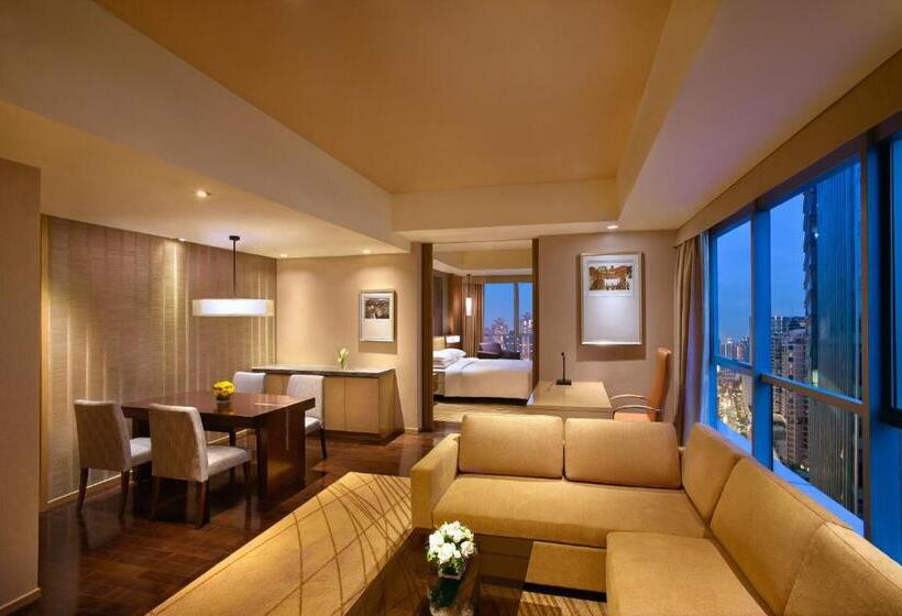 스위트 킹사이즈 침대, Hyatt Regency Chongqing