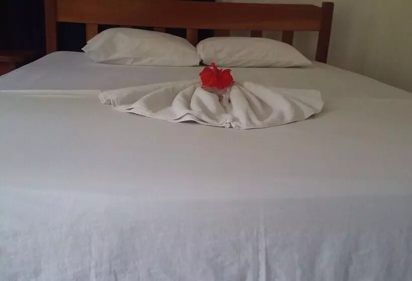 Standard Kolmen Hengen Huone, Isolina Beach