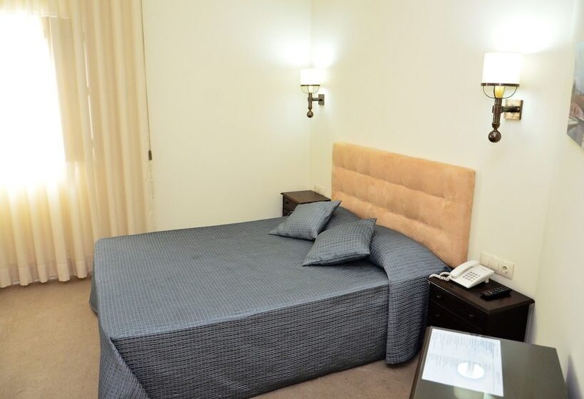 חדר סטנדרט, Joao Padeiro