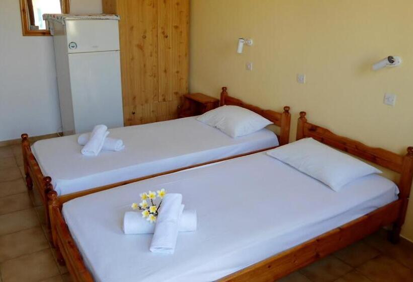 חדר סטנדרט, Katerina Palaiochora