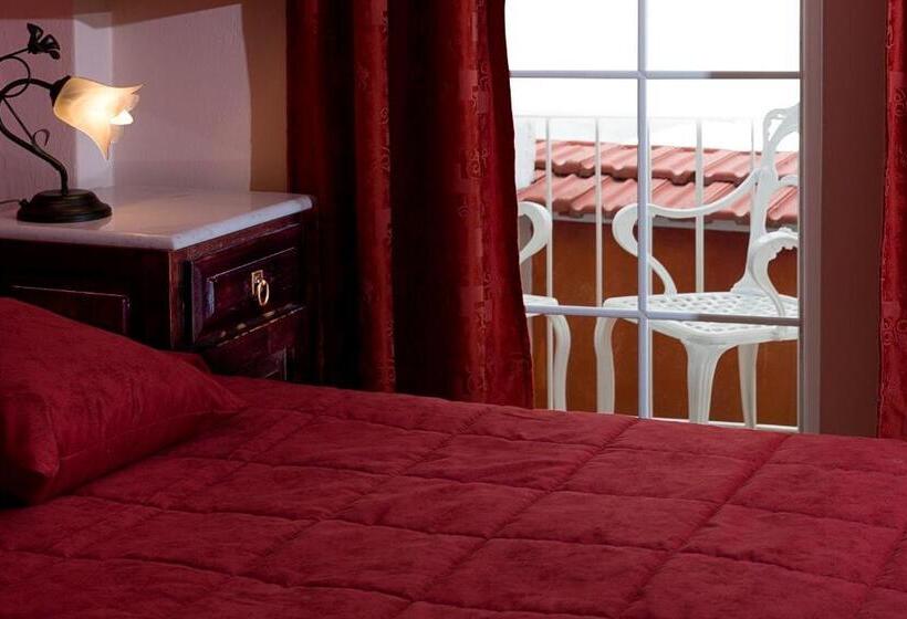 스탠다드 룸, Marble House