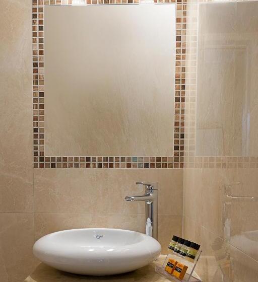 스탠다드 룸, Marble House