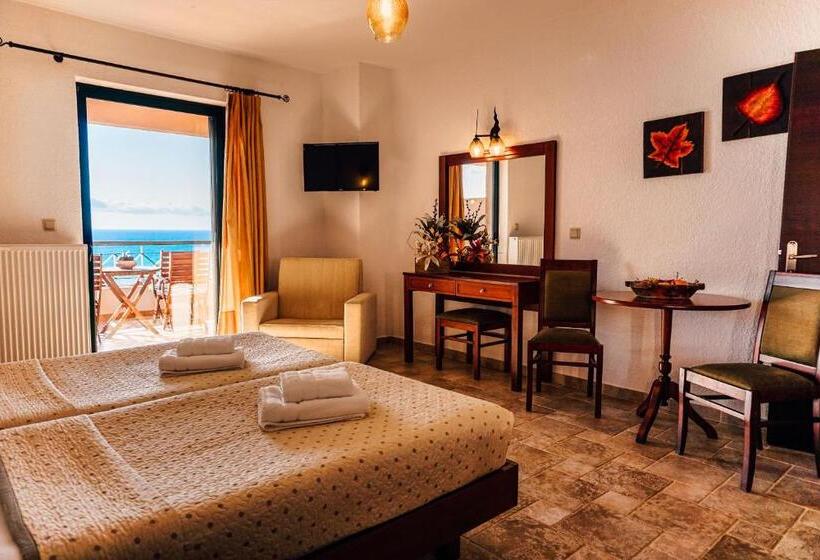 סוויטת אקזקיוטיב נוף לים, Natura Club Hotel & Spa   Adults Only