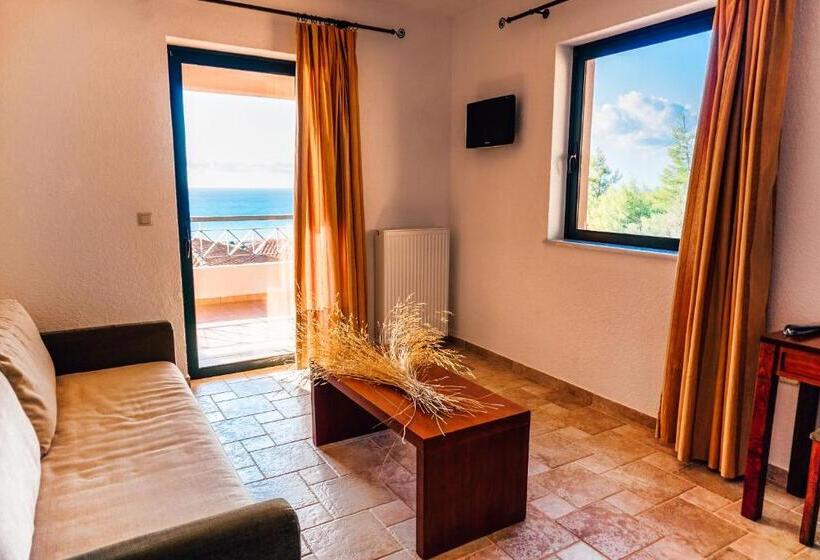 סוויטת אקזקיוטיב נוף לים, Natura Club Hotel & Spa   Adults Only